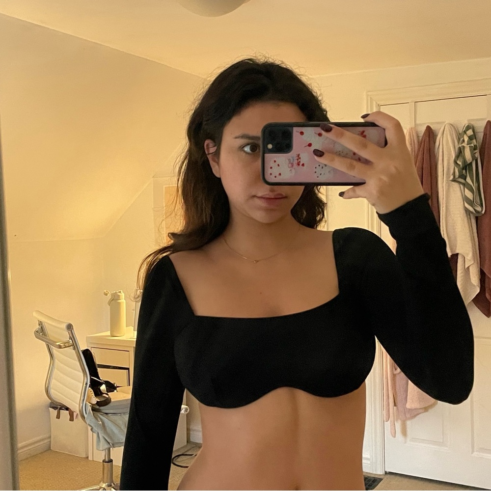 Amazon Women's Black Long Sleeve Top